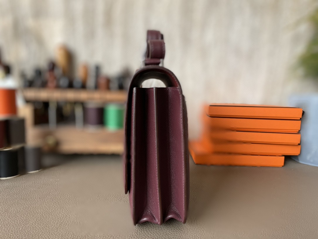Hermès（爱马仕）2002-20 酒红色 EC皮 银扣