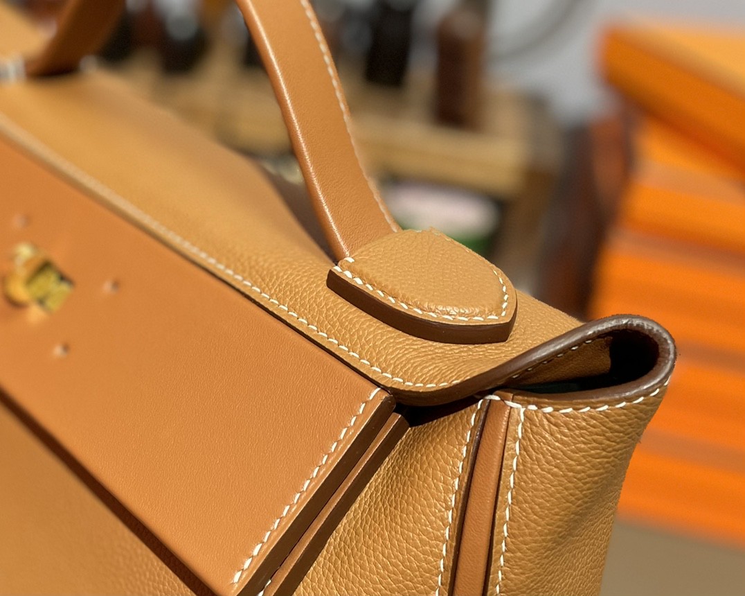 Hermès（爱马仕）kelly 24／24 金棕 TOGO 金扣