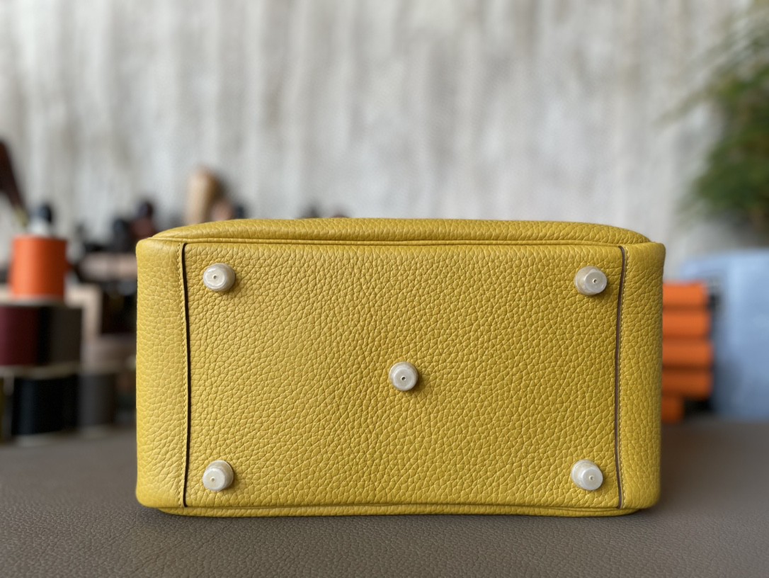 Hermès（爱马仕）Lindy 琳迪包 琥珀黄 TC大牛皮 金扣 26cm