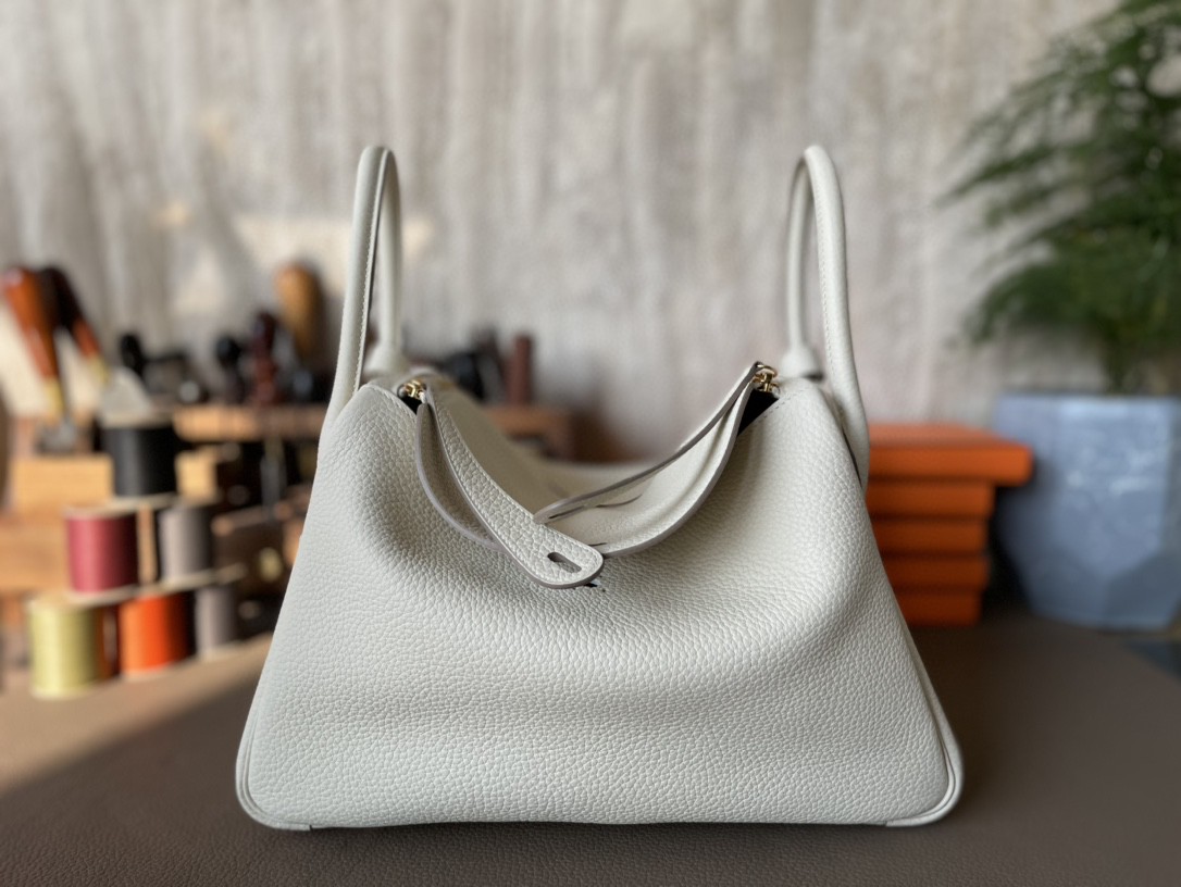 Hermès（爱马仕）Lindy 琳迪包 奶昔白 TC大牛皮 金扣 30cm