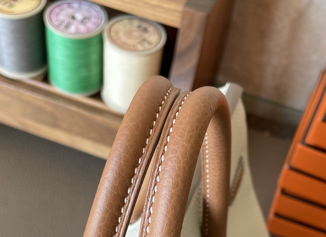 Hermès（爱马仕）Birkin 铂金包 奶昔白拼金棕色 TOGO 顶级小牛皮 金扣 25cm