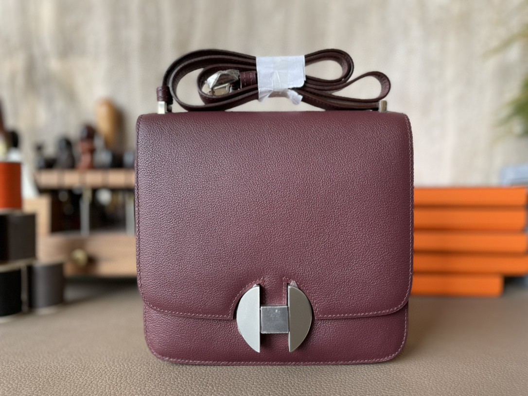 Hermès（爱马仕）2002-20 酒红色 EC皮 银扣
