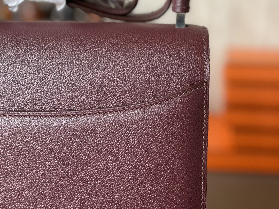 Hermès（爱马仕）2002-20 酒红色 EC皮 银扣