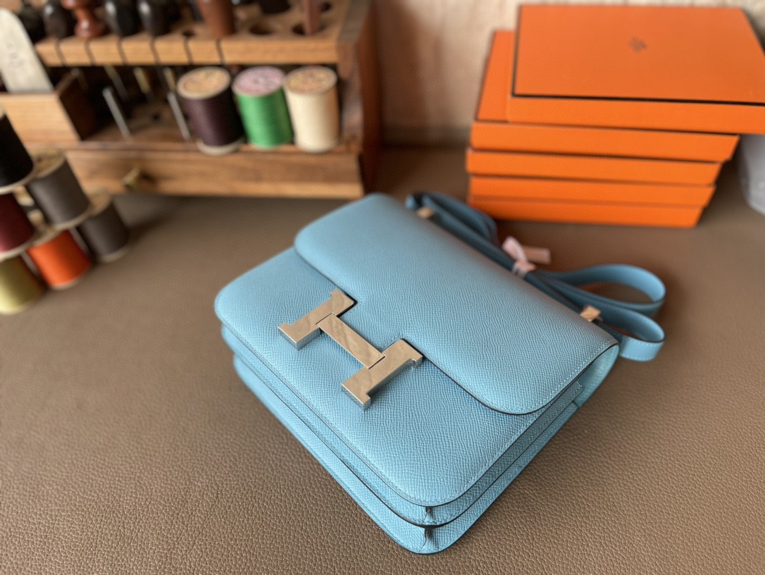 Hermès（爱马仕）Constance 小康 北方蓝 Epsom 掌纹皮 银扣 24cm