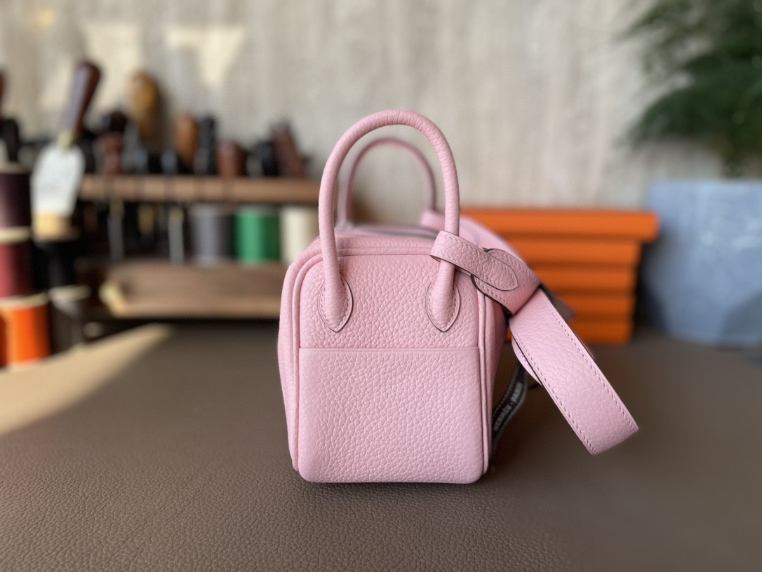 Hermès（爱马仕）Mini lindy 迷你琳迪包 3Q粉 TC大牛皮 银扣 20cm