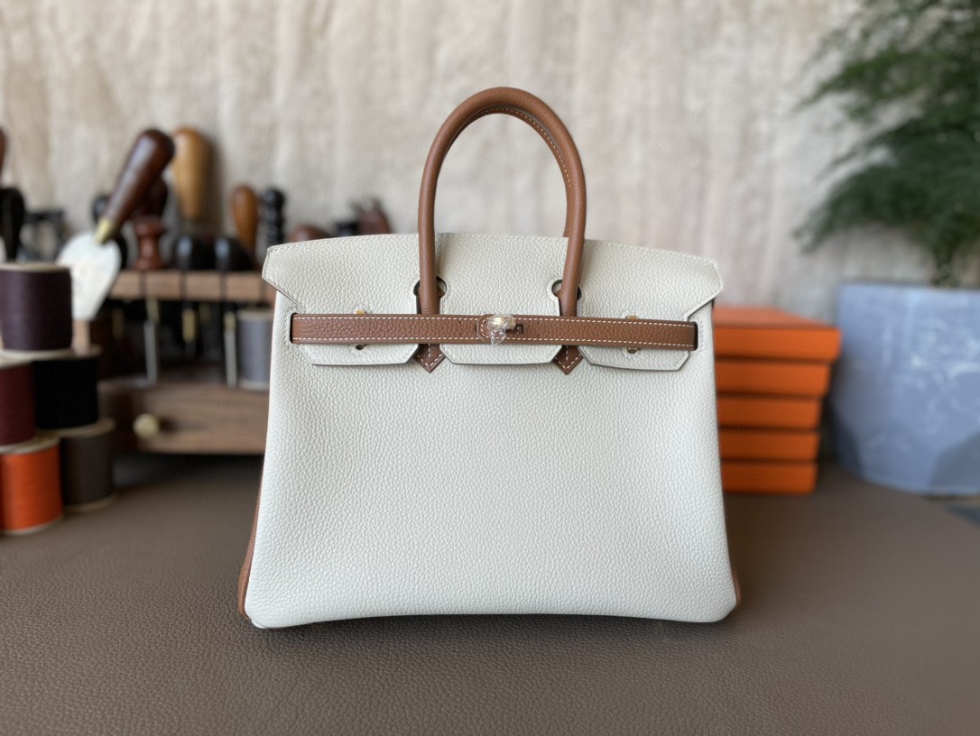 Hermès（爱马仕）Birkin 铂金包 奶昔白拼金棕色 TOGO 顶级小牛皮 金扣 25cm
