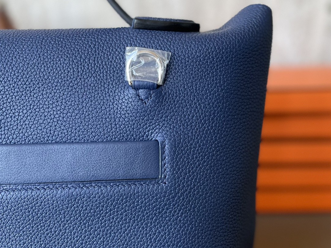 Hermès（爱马仕）2424 宝石蓝 拼 芝麻色 EC皮 银扣