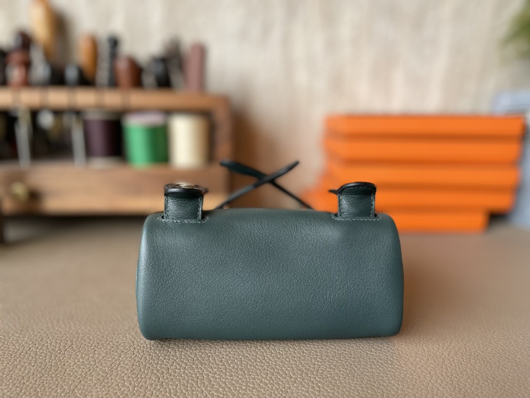 Hermès（爱马仕）Kelly doll 娃娃包 墨绿色 拼 黑色 亮美洲鳄鱼 拼 Swift  银扣