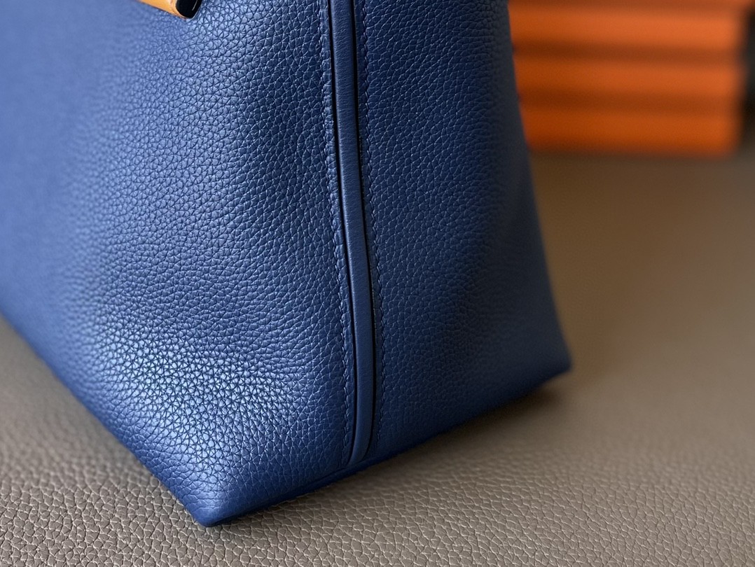 Hermès（爱马仕）2424 宝石蓝 拼 芝麻色 EC皮 银扣