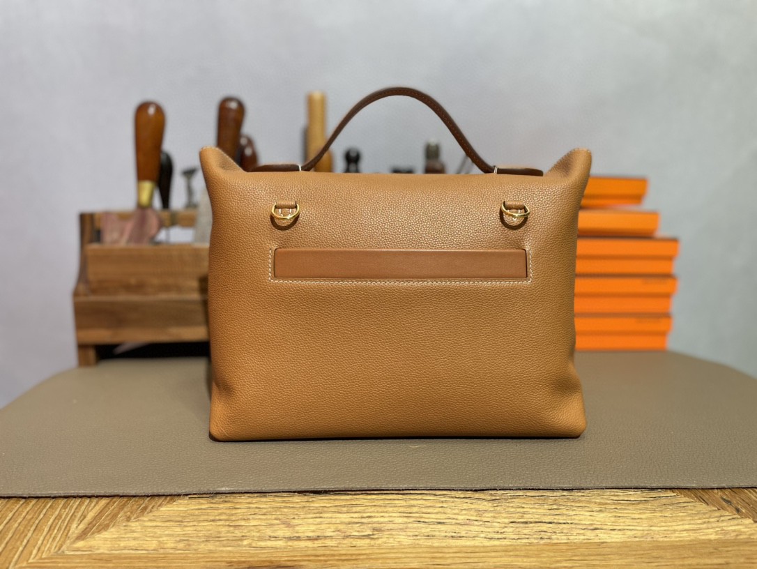 Hermès（爱马仕）kelly 24／24 金棕 TOGO 金扣