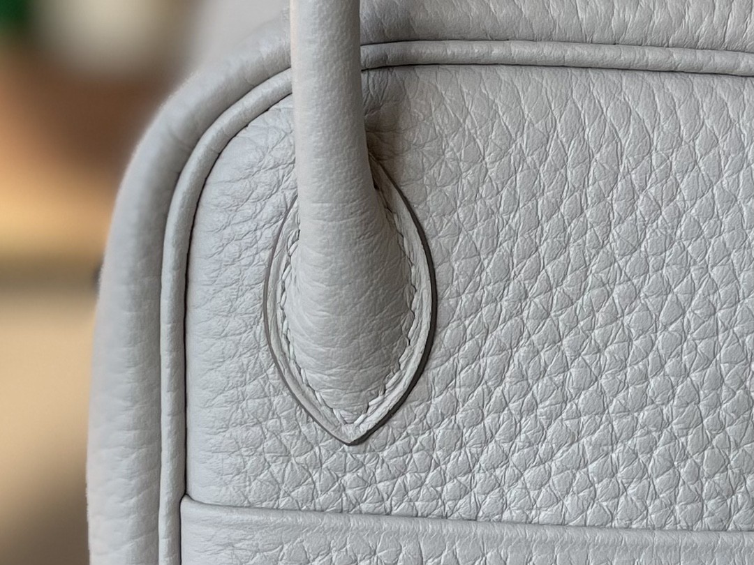 Hermès（爱马仕）Mini lindy 迷你琳迪包 珍珠灰 TC大牛皮 金扣 20cm