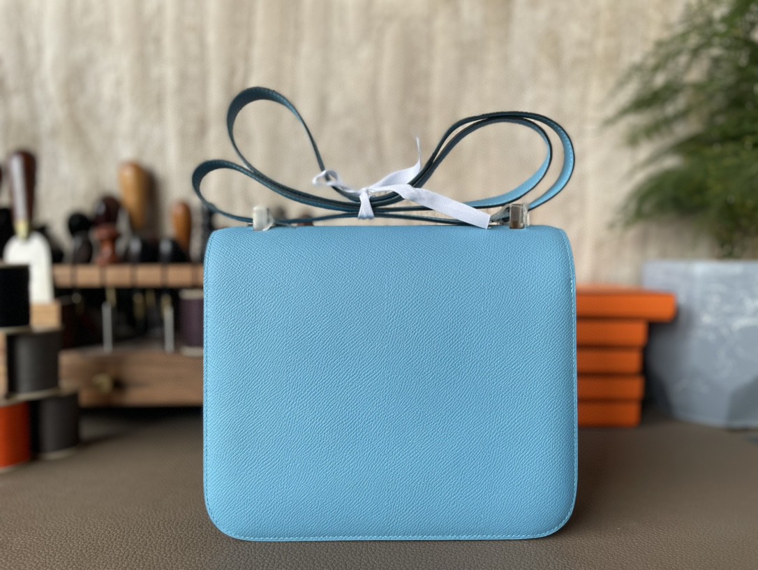 Hermès（爱马仕）Constance 小康 北方蓝 Epsom 掌纹皮 银扣 24cm