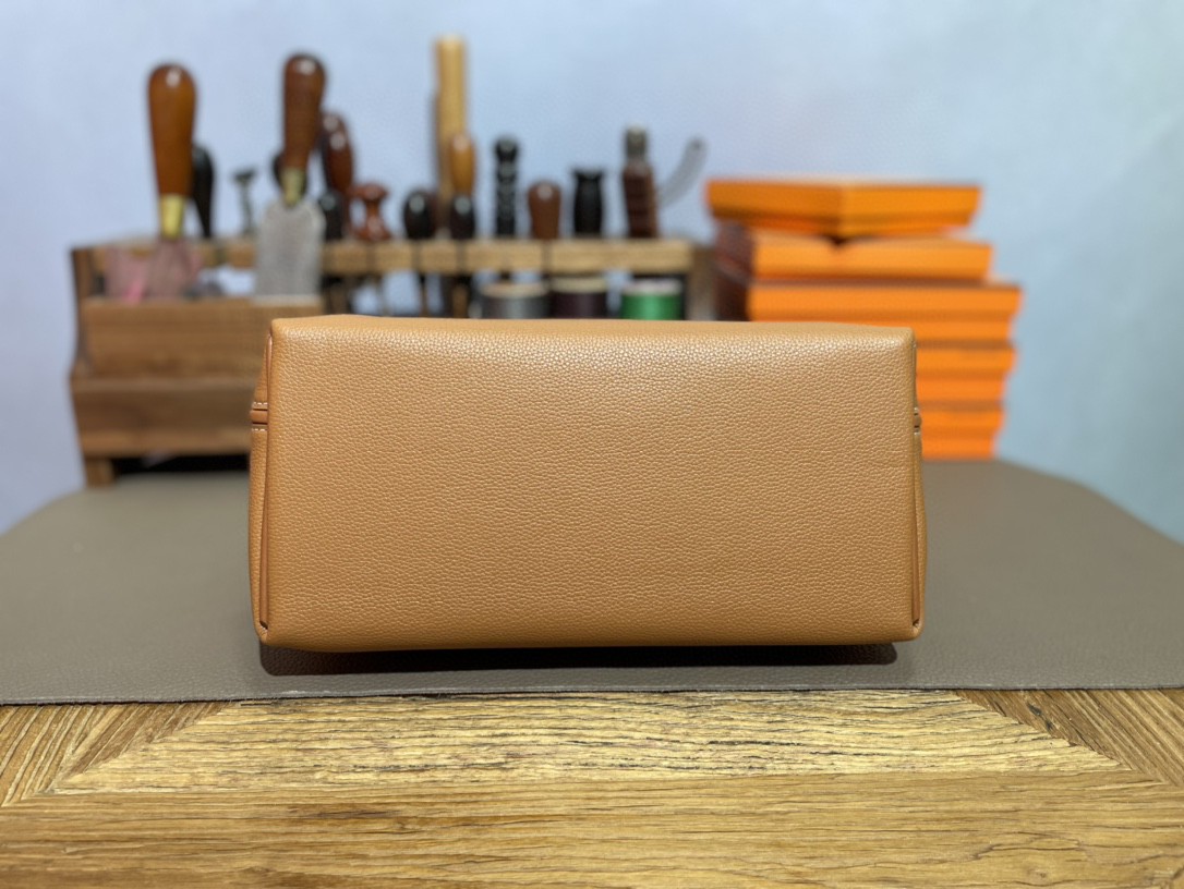 Hermès（爱马仕）kelly 24／24 金棕 TOGO 金扣