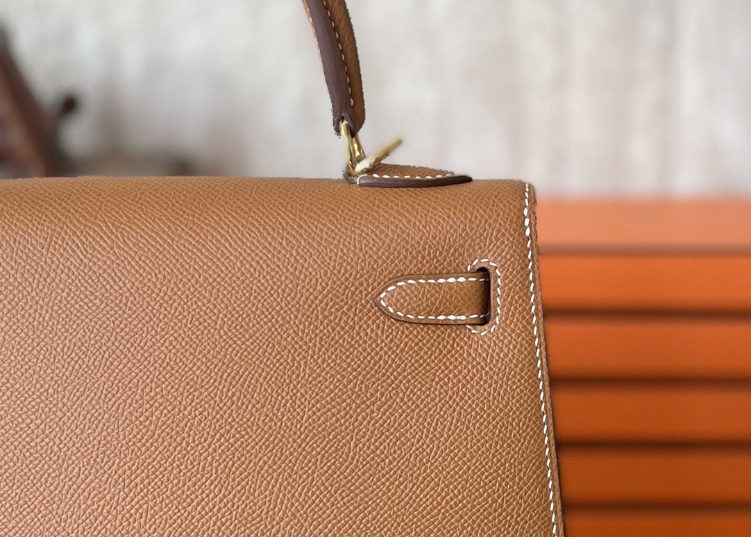 Hermès（爱马仕）Kelly 凯莉包 金棕色 Epsom 掌纹皮 金扣 25cm