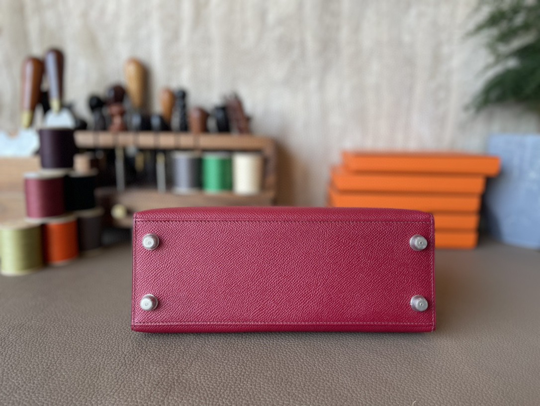 Hermès（爱马仕）Kelly 凯莉包 石榴红 Epsom 掌纹皮 银扣 25cm