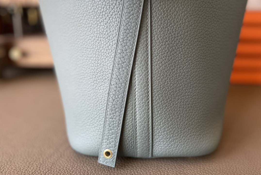 Hermès（爱马仕）Picotin 菜篮子 杏仁绿 TC大牛皮 金扣 18cm