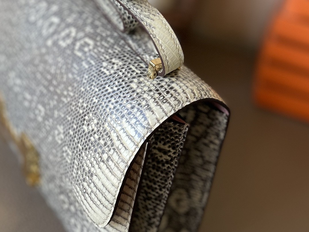 Hermès（爱马仕）Constance 康康 原色 雪花 蜥蜴皮 内拼 3Q粉 金扣 26cm 顶级工艺