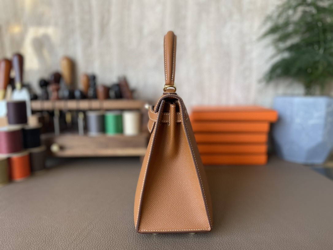 Hermès（爱马仕）Kelly 凯莉包 金棕色 Epsom 掌纹皮 金扣 25cm