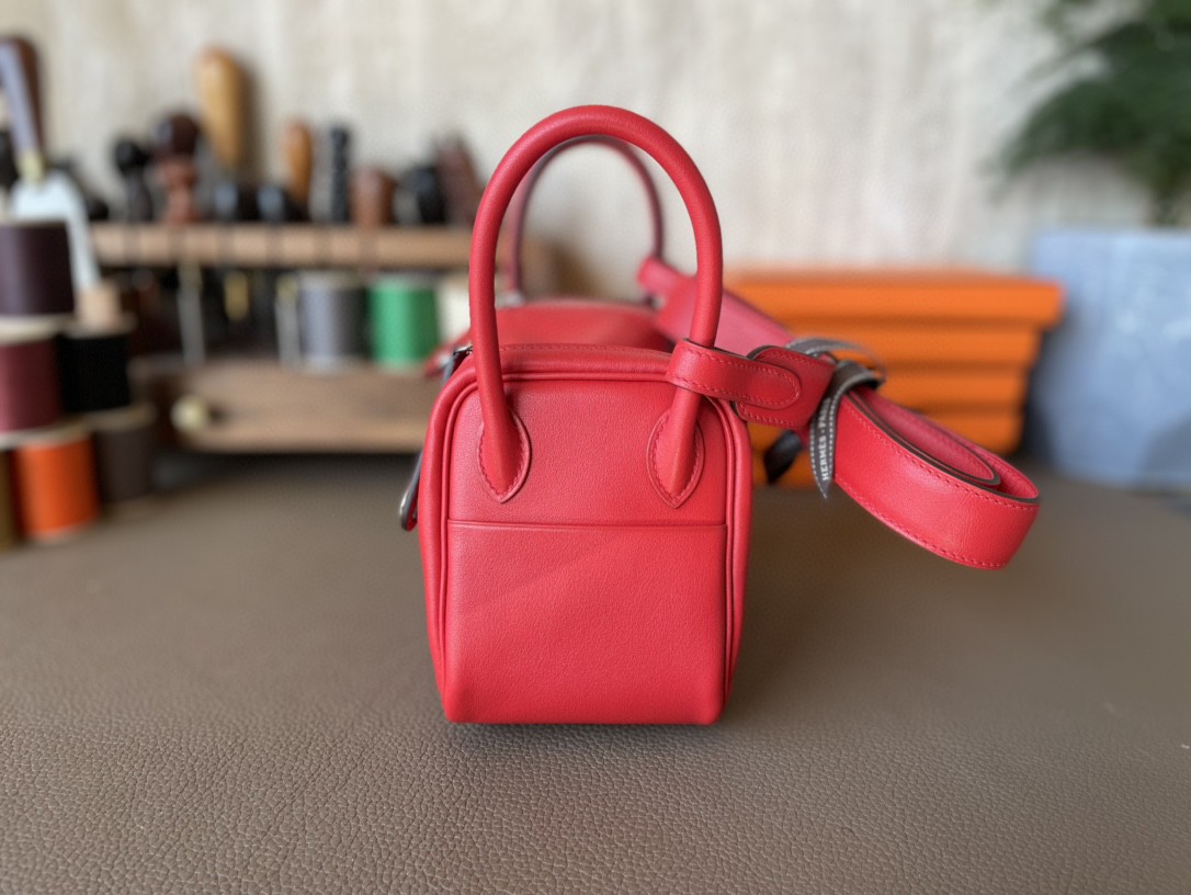Hermès（爱马仕）mini Lindy 迷你琳迪包 番茄红 Swift皮 银扣 20cm