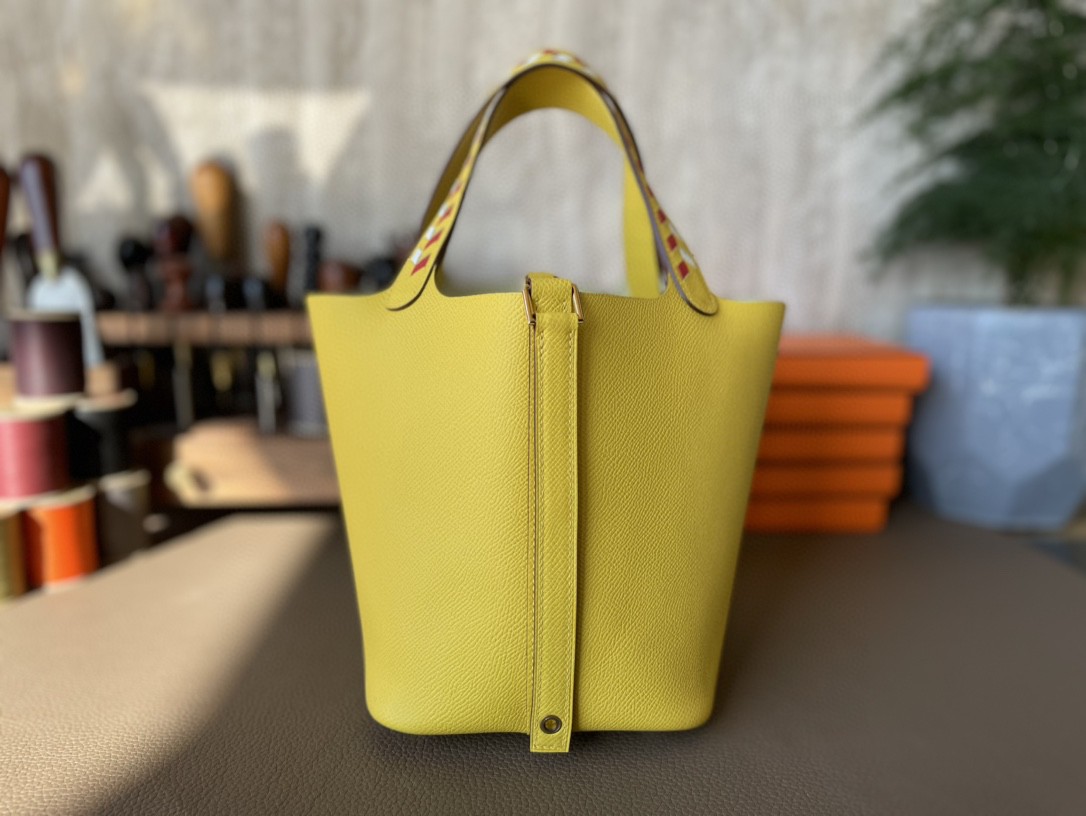 Hermès（爱马仕）Picotin 菜篮子 那不勒斯黄 手腕编织 红白 Epsom 掌纹皮 金扣 18cm