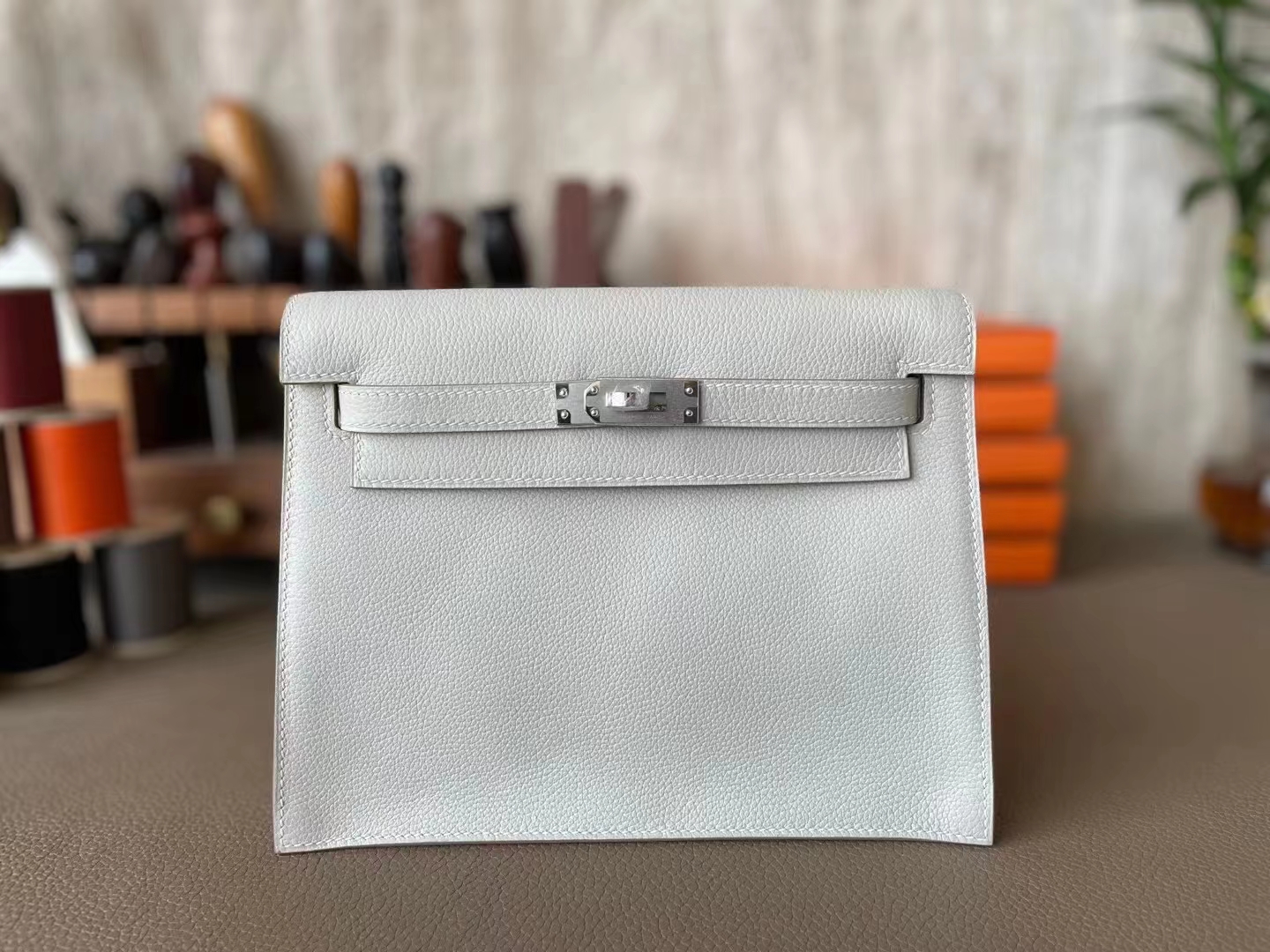 Hermès（爱马仕）Kelly danse 跳舞包 珍珠灰 evercolor皮 银扣