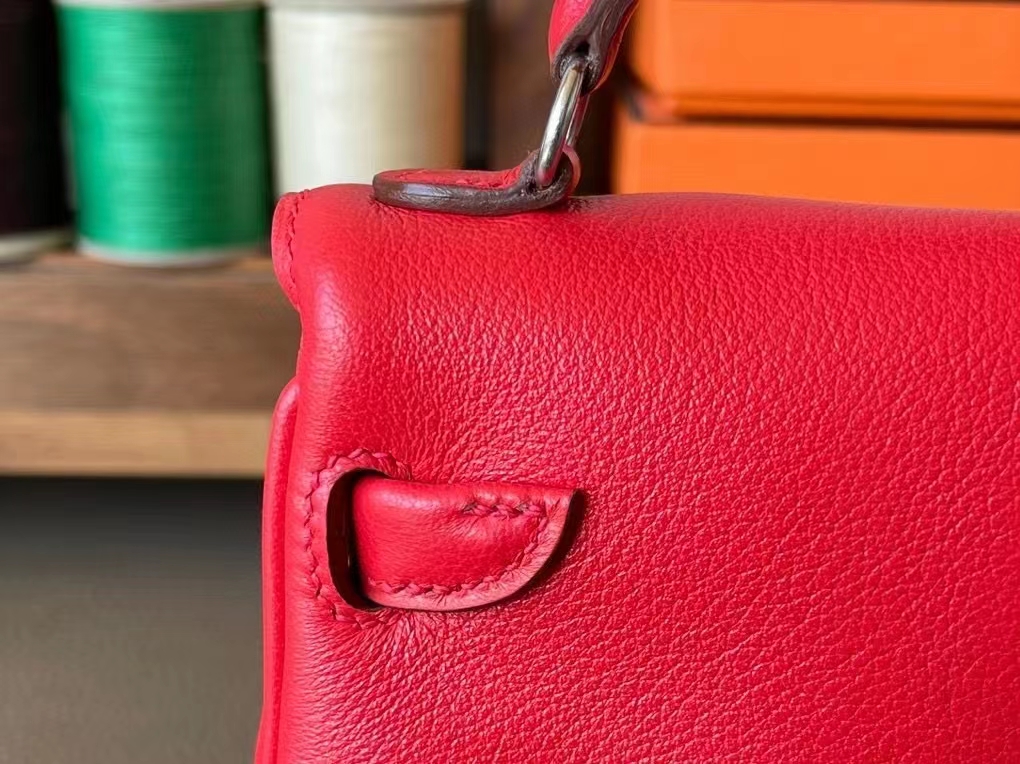 Hermès（爱马仕）Kelly doll 娃娃包 心红色 SF 亮美洲鳄鱼 银扣