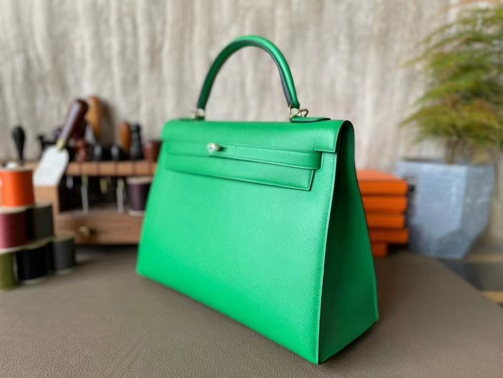 Hermès（爱马仕）Kelly 凯莉包 竹子绿 EPsom 掌纹皮 金扣 32cm