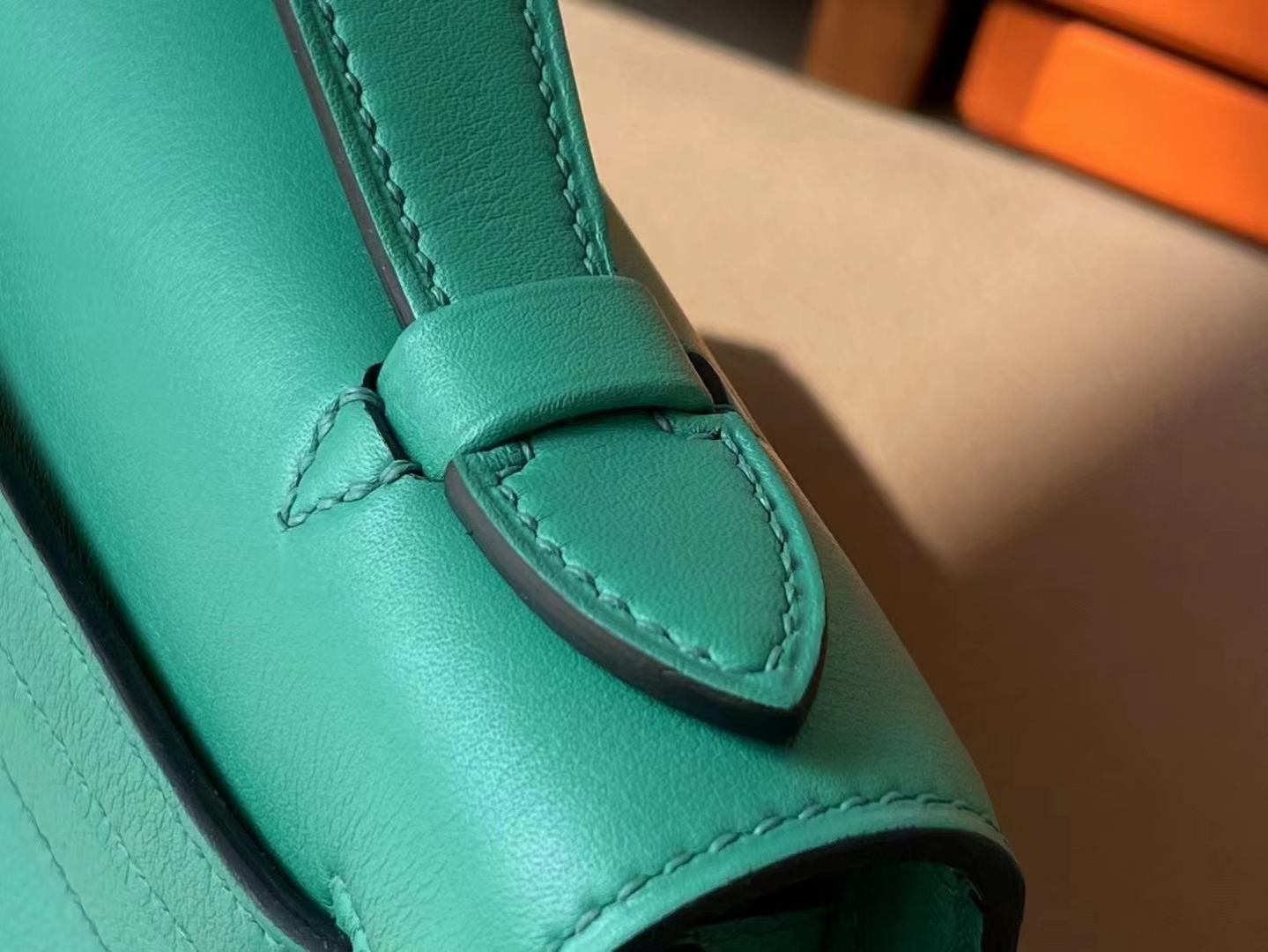 Hermès（爱马仕）mini kelly 迷你凯莉 丝绒绿 Swfit皮 金扣 22cm