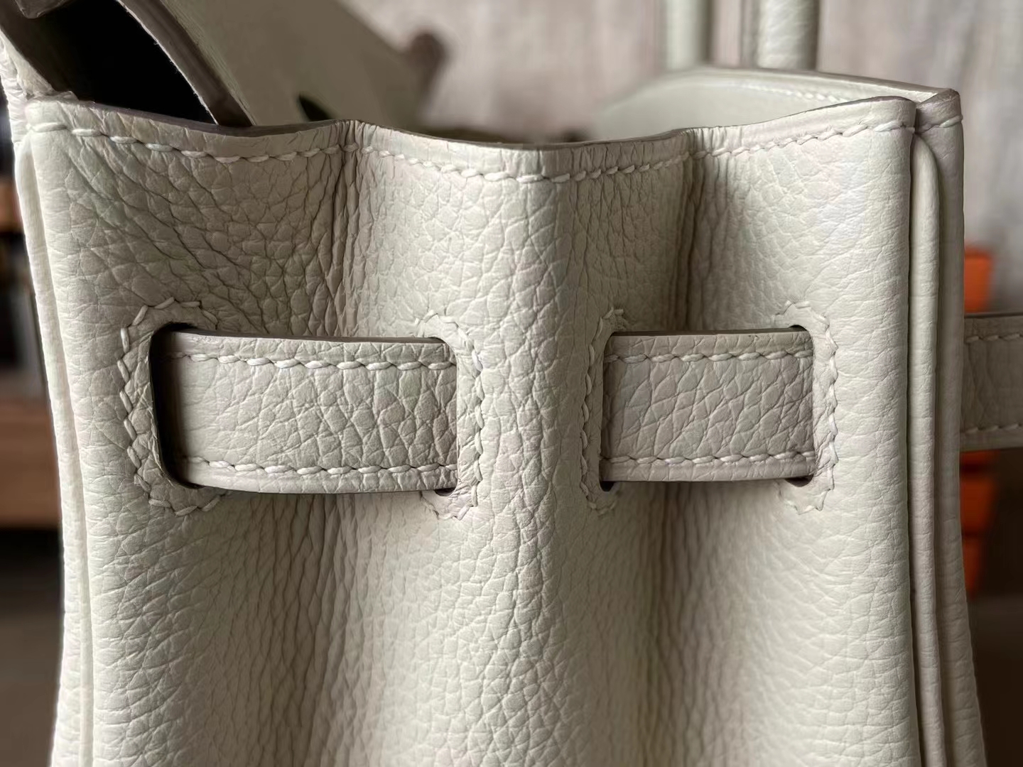 Hermès（爱马仕）Birkin 铂金包 奶昔白 Togo 顶级小牛皮 金扣 25cm