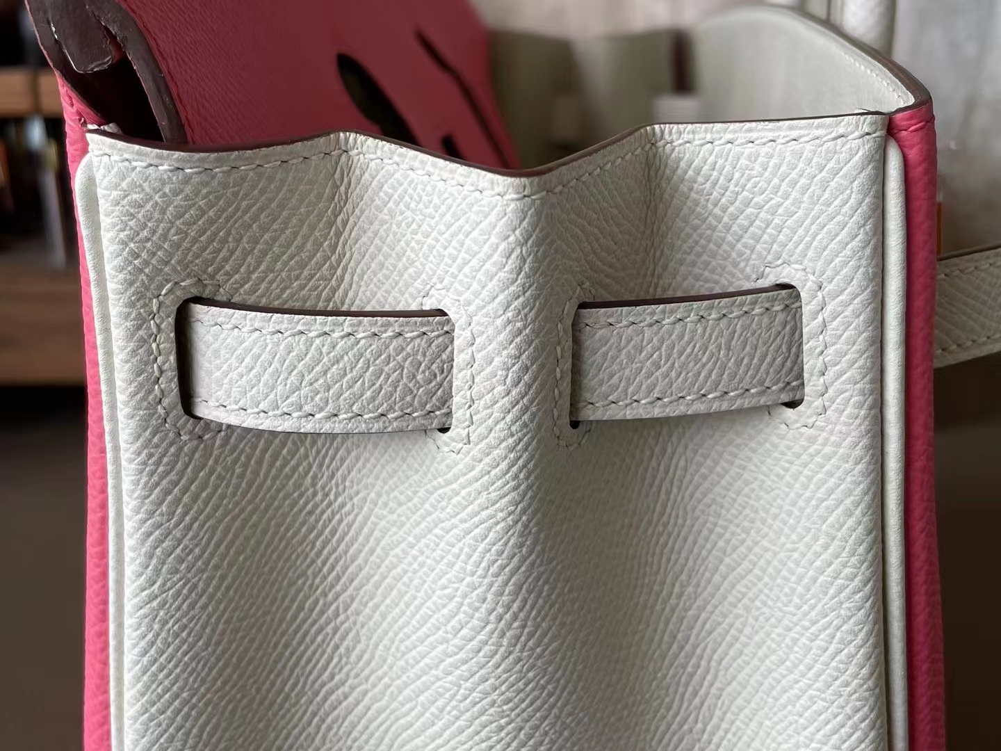 Hermès（爱马仕）Birkin 铂金包 新唇膏粉 拼 奶昔白 Epsom 掌纹皮 金扣 25cm
