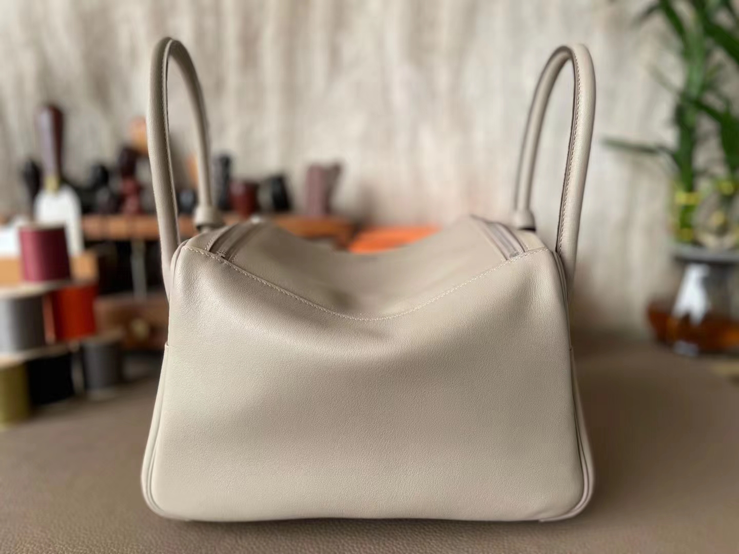 Hermès（爱马仕）lindy 琳迪包 斑鸠灰 Swift皮 银扣 26cm