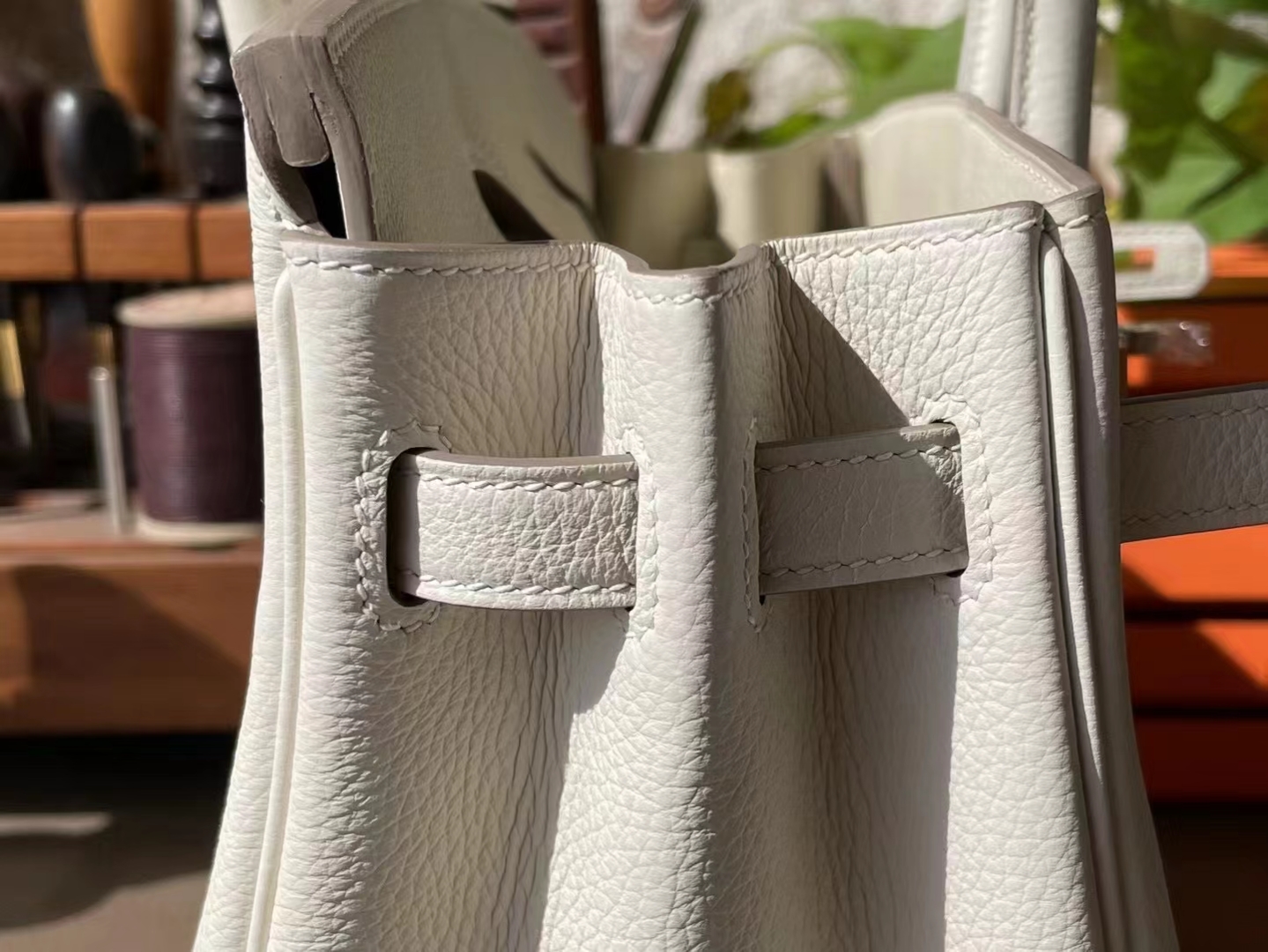 Hermès（爱马仕）Birkin 铂金包 冰川白 TOGO 顶级小牛皮 金扣 25cm