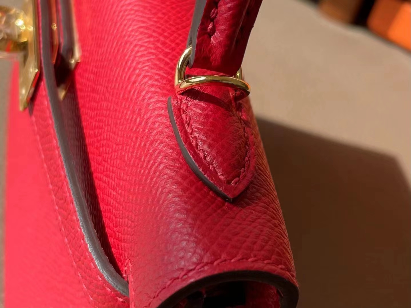 Hermès（爱马仕）mini kelly 迷你凯莉 中国红 Epsom 掌纹皮 金扣 19cm 二代