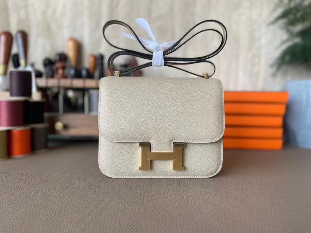 Hermès（爱马仕）Constance 康康 风衣灰 Epsom皮 金扣 19cm