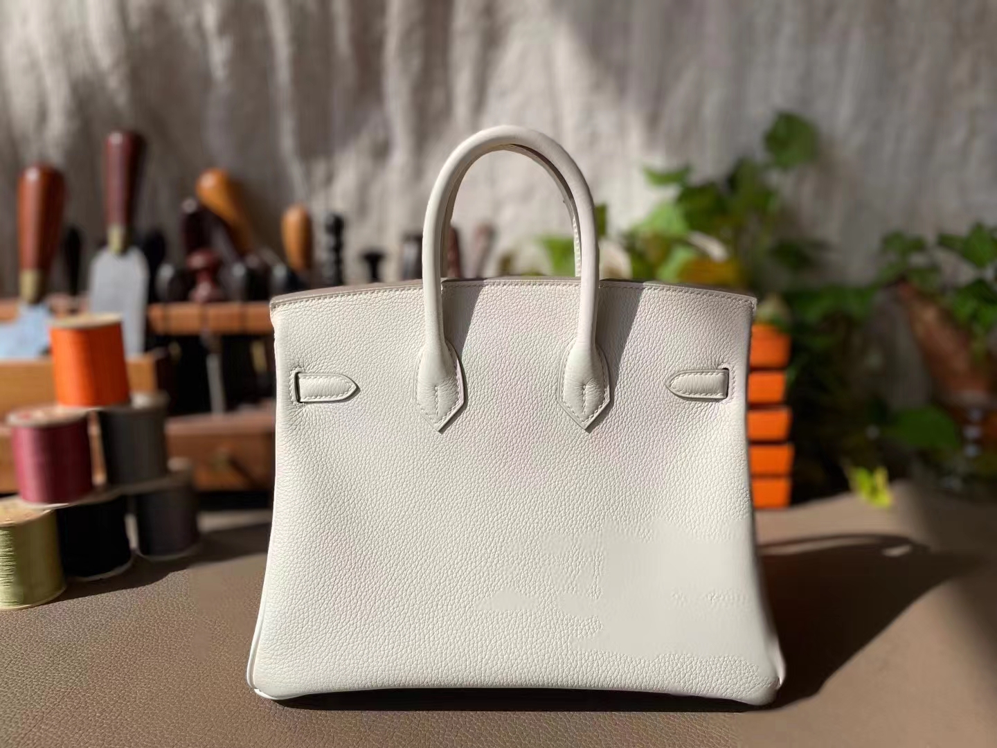 Hermès（爱马仕）Birkin 铂金包 冰川白 TOGO 顶级小牛皮 金扣 25cm