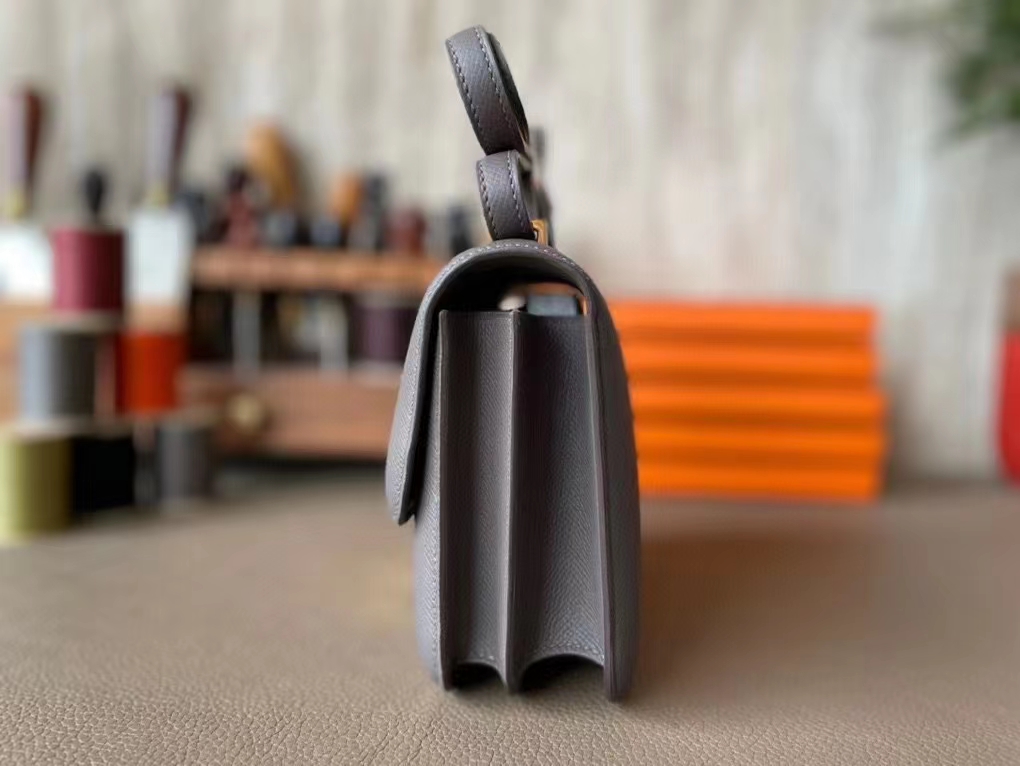 Hermès（爱马仕）Constance 康康 锡器灰 Epsom皮 金扣 19cm