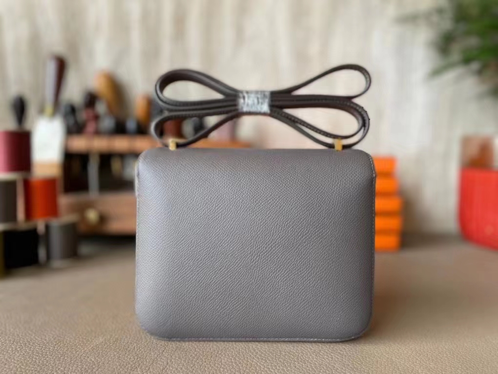 Hermès（爱马仕）Constance 康康 锡器灰 Epsom皮 金扣 19cm
