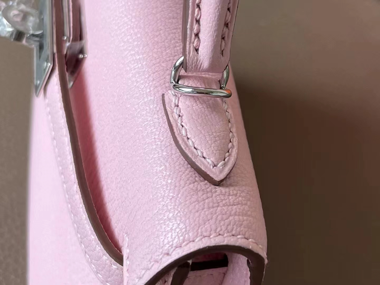 Hermès（爱马仕）mini Kelly 迷你凯莉 山羊皮 3q 水粉 银扣 19cm 二代
