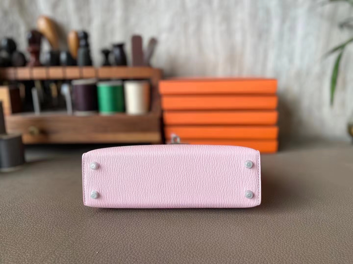 Hermès（爱马仕）mini Kelly 迷你凯莉 山羊皮 3q 水粉 银扣 19cm 二代