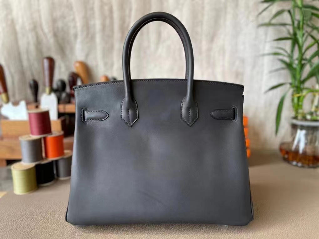 Hermès（爱马仕）Birkin 铂金包 黑色 平纹马鞍皮 银扣 30cm