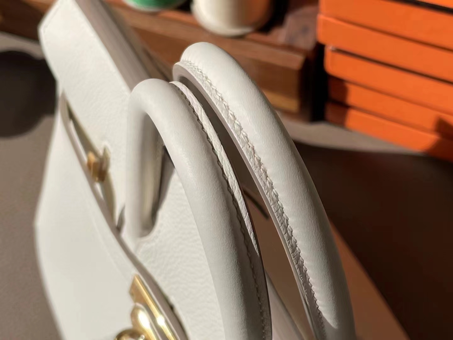 Hermès（爱马仕）Birkin 铂金包 冰川白 TOGO 顶级小牛皮 金扣 25cm