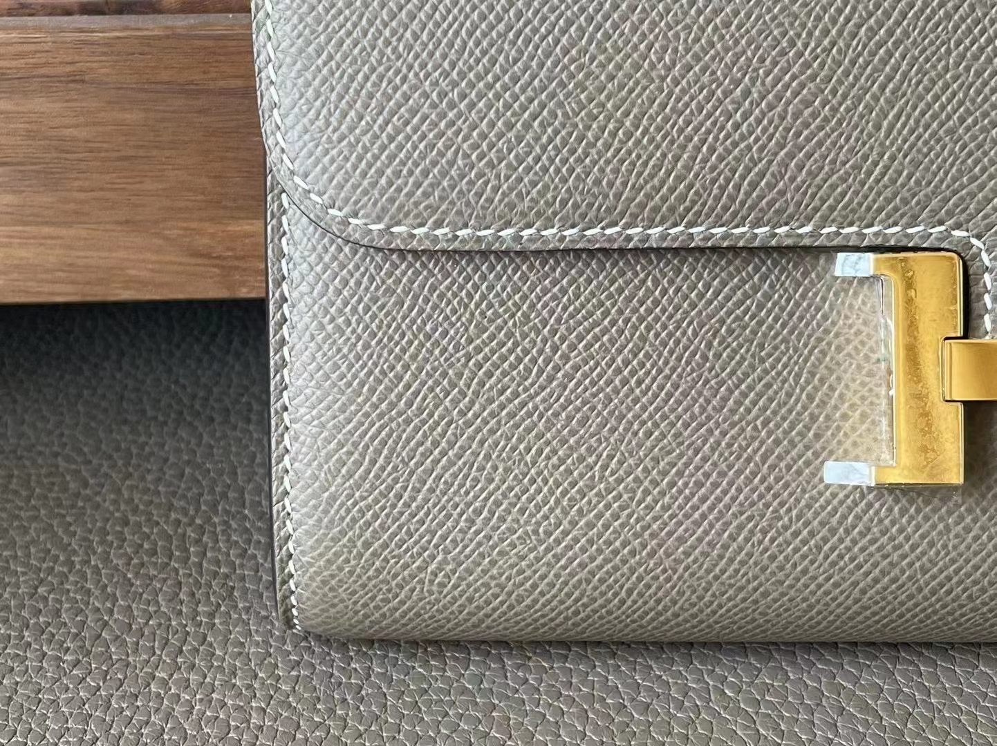 Hermès（爱马仕）Constance To Go 大象灰 Epsom 掌纹皮 金扣 20cm