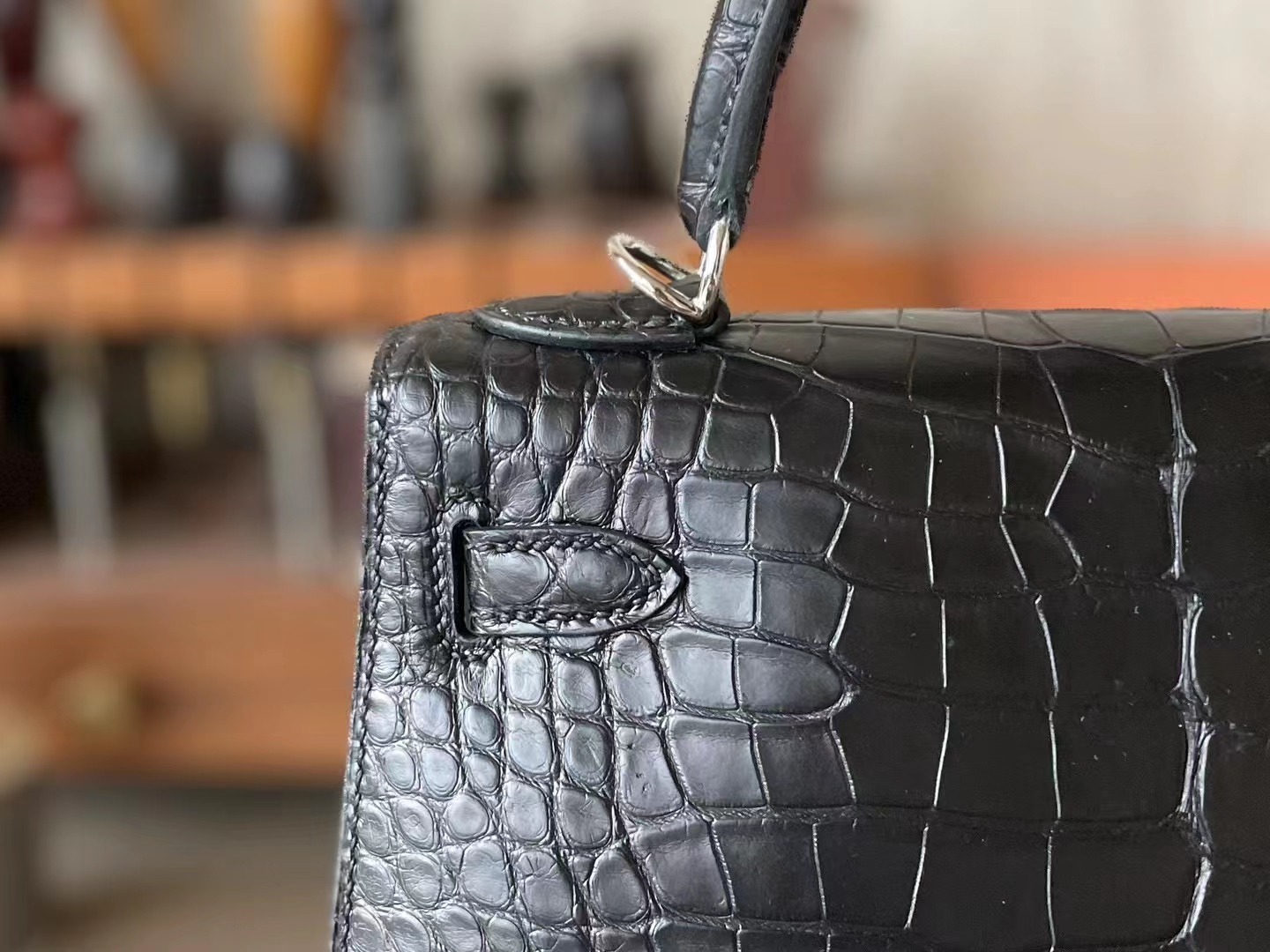 Hermès（爱马仕）Kelly 凯莉包 黑色 雾面美洲鳄 银扣 25cm