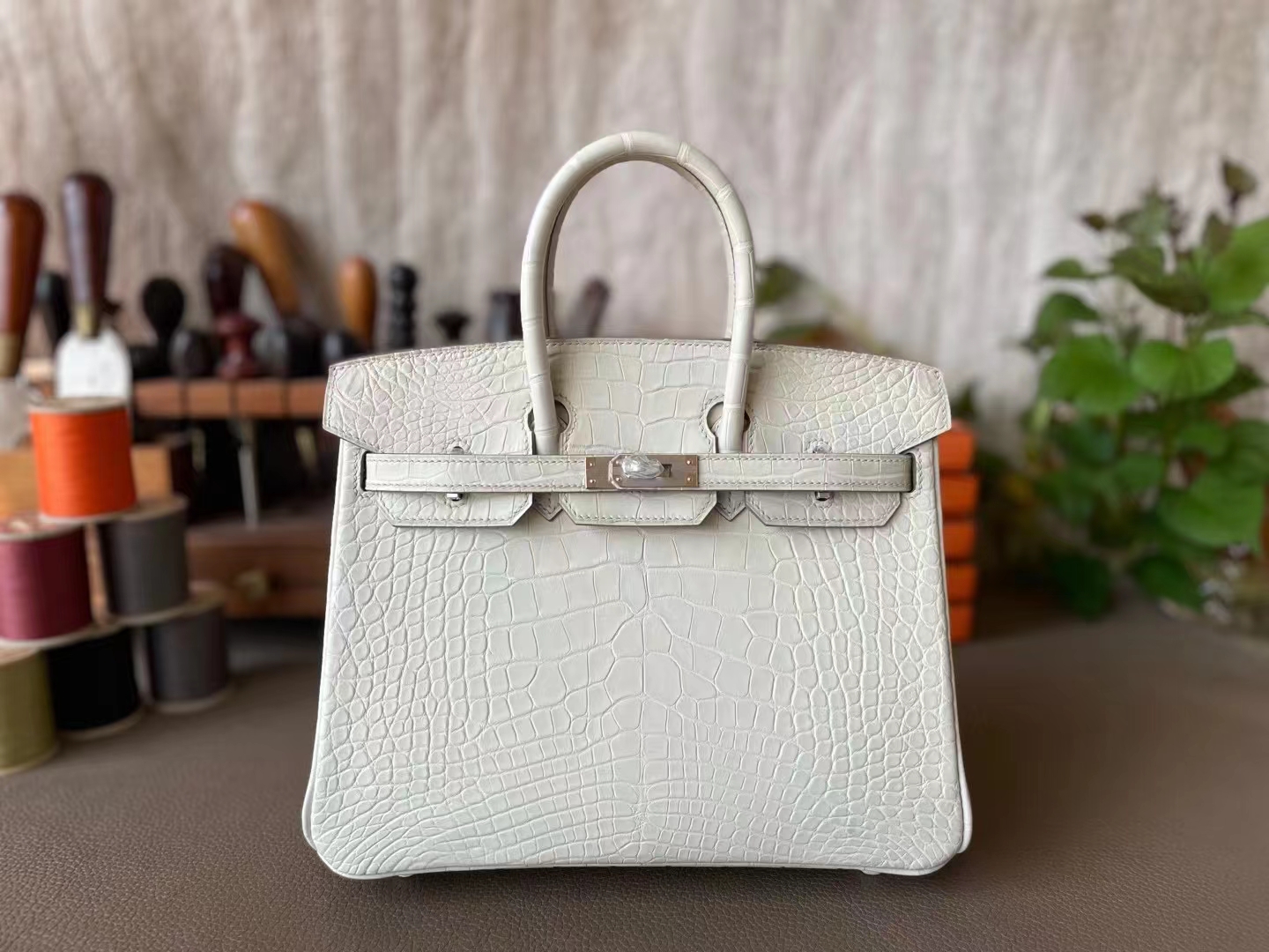 Hermès（爱马仕）Birkin 铂金包 奶油白 雾面美州鳄 银扣 25cm