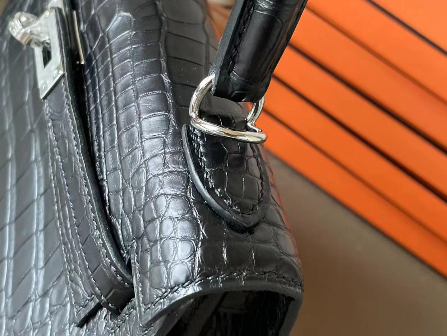 Hermès（爱马仕）Kelly 凯莉包 黑色 雾面美洲鳄 银扣 25cm