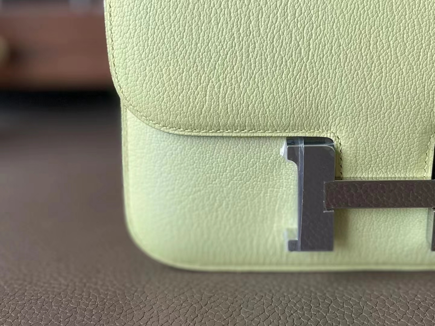 Hermès（爱马仕）Constance 康康 小鸡黄 Evercolor皮 银扣 19cm