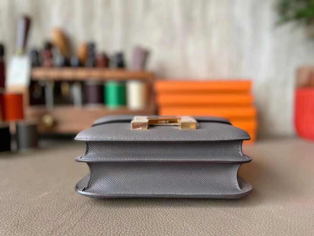 Hermès（爱马仕）Constance 康康 锡器灰 Epsom皮 金扣 19cm