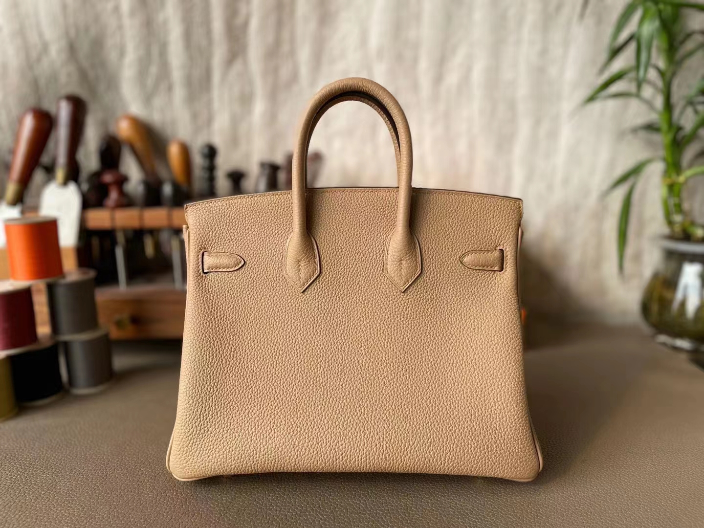 Hermès（爱马仕）Birkin 铂金包 玛莎拉奶茶色 togo 顶级小牛皮 金扣 25cm