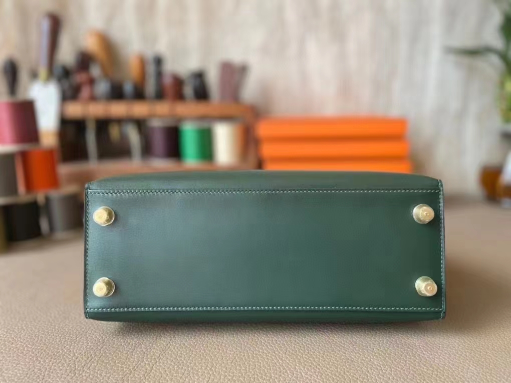 Hermès（爱马仕）kelly 凯莉包 英国绿 BOX皮 金扣 25cm