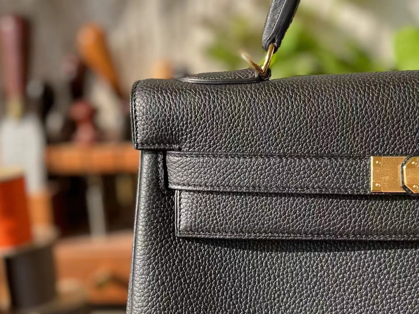 Hermès（爱马仕）Kelly 凯莉包 黑色 TOGO 顶级小牛皮 金扣 32cm